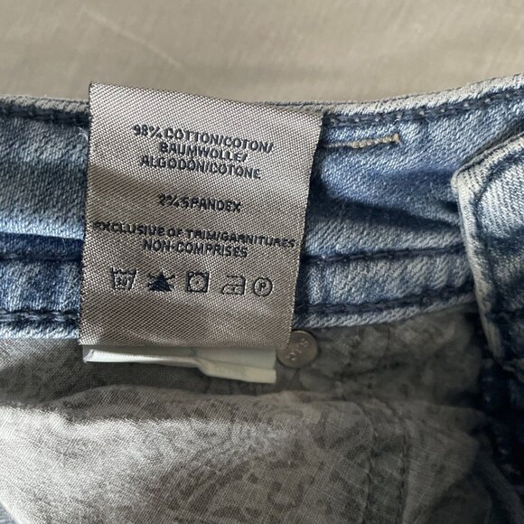 Silver Jeans Co. Suki Capri Light Wash Denim Womens W27 Western Glove Works - Picture 9 of 10